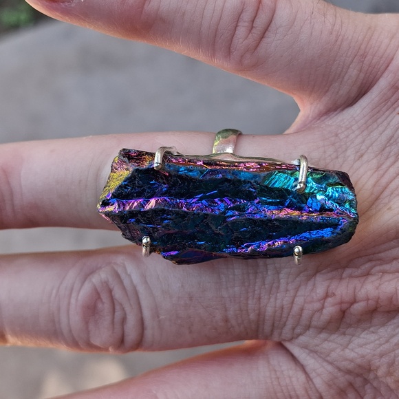 New Rough Rainbow Titanium Crystal Quartz 925 Silver Statement Ring. - Picture 10 of 15
